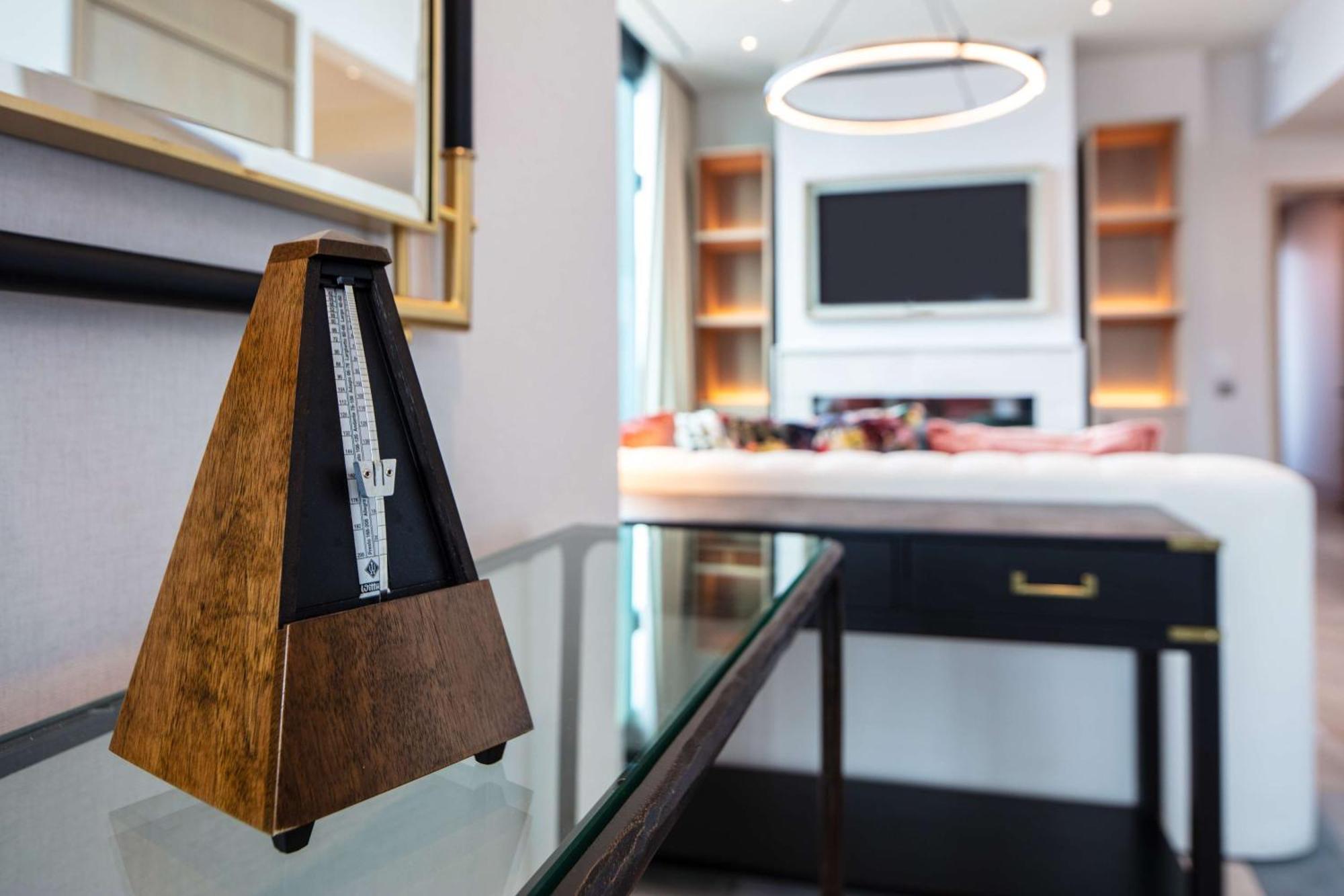 Hotel Tempo By Hilton New York Times Square Esterno foto