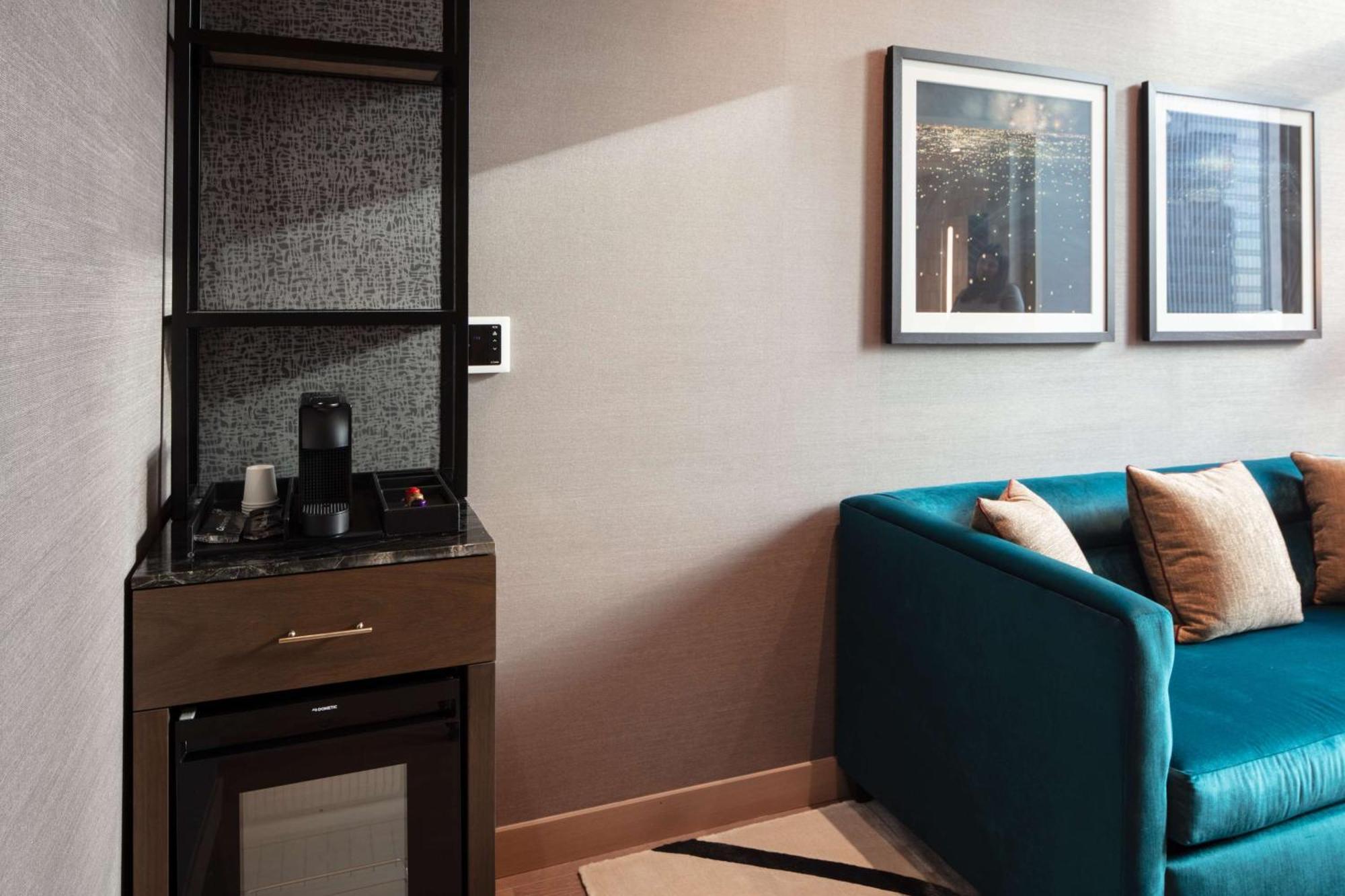 Hotel Tempo By Hilton New York Times Square Esterno foto