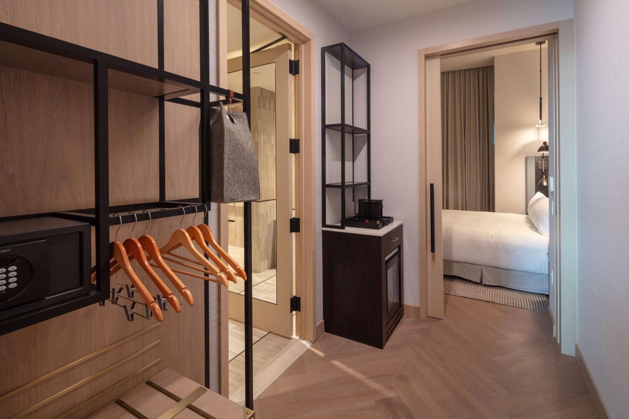 Hotel Tempo By Hilton New York Times Square Esterno foto