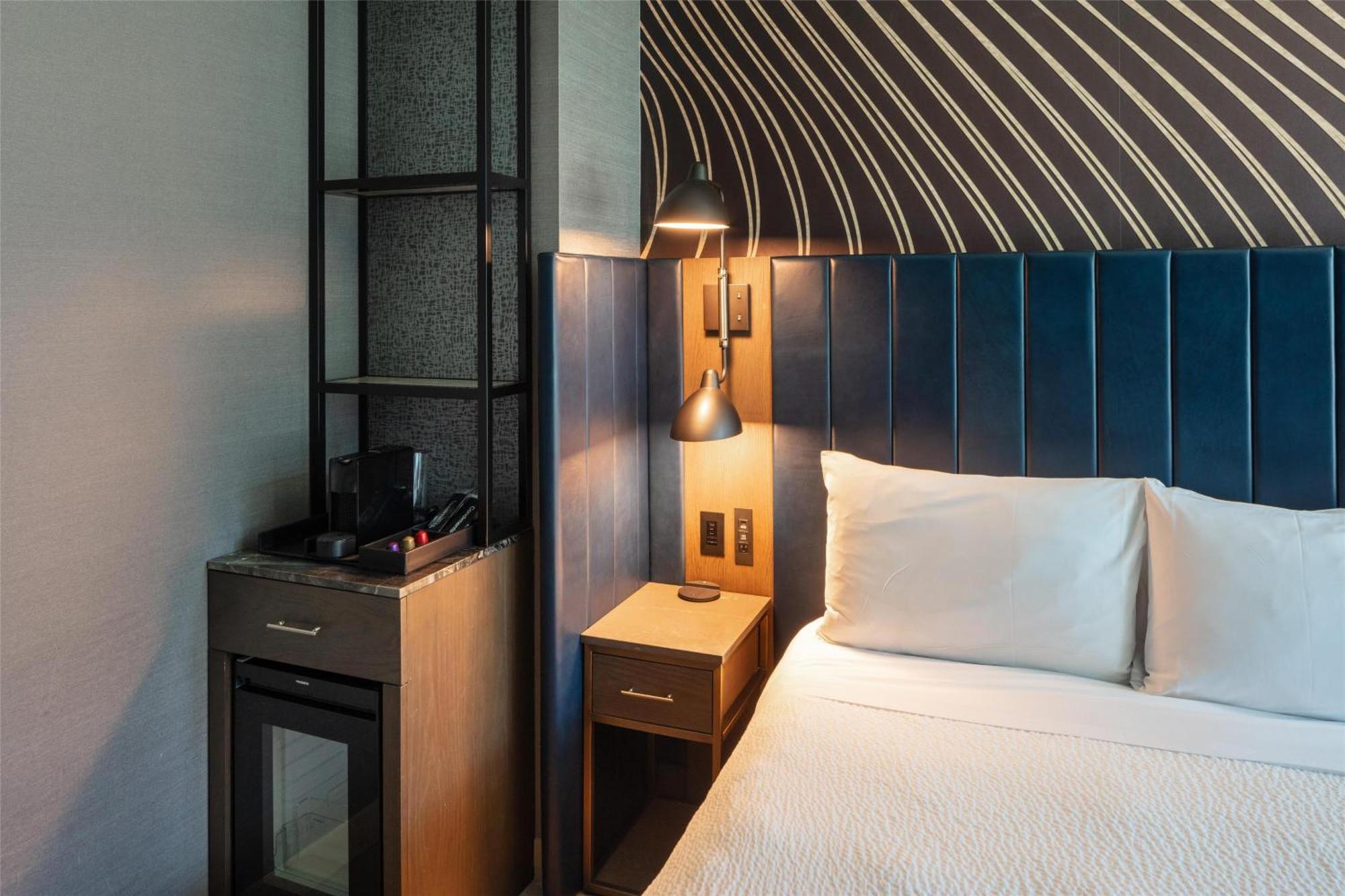 Hotel Tempo By Hilton New York Times Square Esterno foto