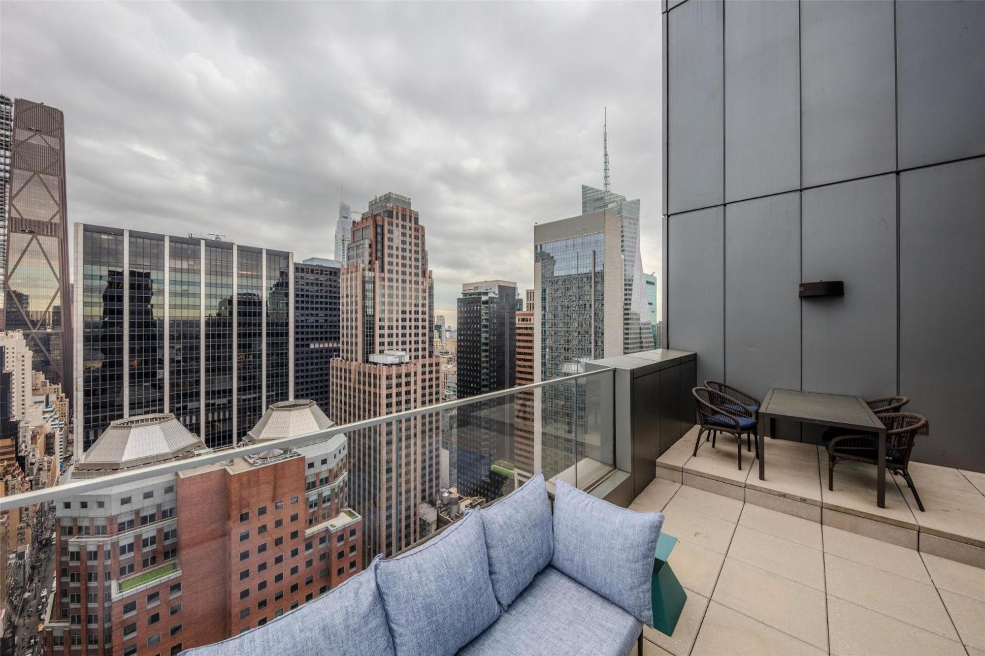 Hotel Tempo By Hilton New York Times Square Esterno foto